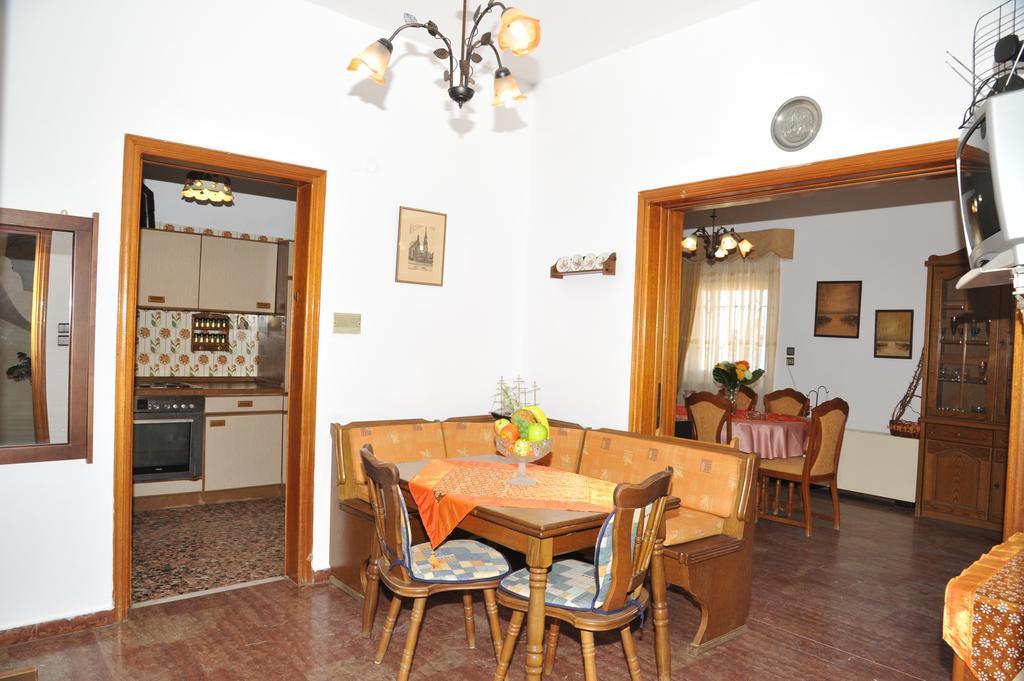 Apartment Froso On The Beach Rétino Habitación foto